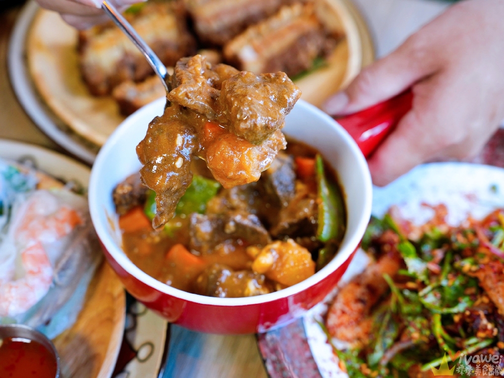 台北大安美食｜『 ABV南洋餐酒館-台北國館店』國父紀念館站南洋風特色美食！上百款精釀啤酒搭配超完美！ @瑋瑋＊美食萬歲