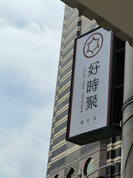 /tmp/php5rzDba /tmp/php5rzDba