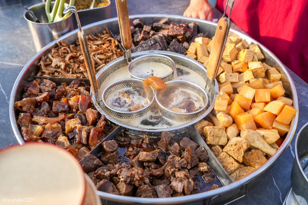 桃園中壢｜仁海宮夜市美食懶人包，人氣攤位、必吃小吃、營業時間（每週五～日限定）