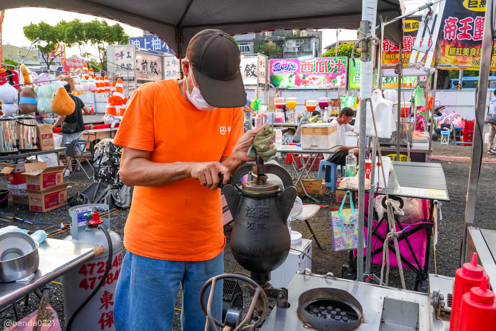 桃園中壢｜仁海宮夜市美食懶人包，人氣攤位、必吃小吃、營業時間（每週五～日限定）