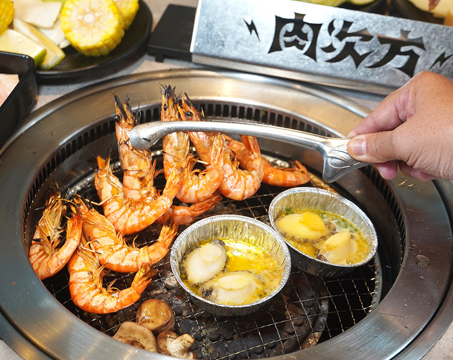 肉次方燒肉放題新境界 究擊の肉套餐 A5和牛+干貝+啤酒吃到飽,無肉不歡必吃燒肉放題,大口享用三大日本A5和牛 - 跟著尼力吃喝玩樂&親子生活