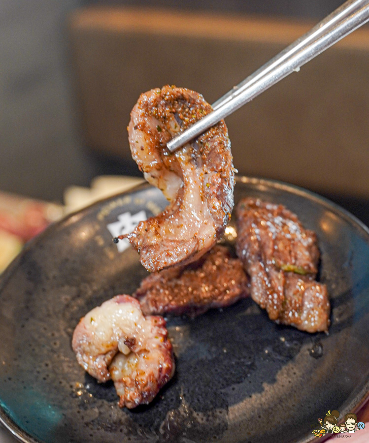 肉次方燒肉放題新境界 究擊の肉套餐 A5和牛+干貝+啤酒吃到飽,無肉不歡必吃燒肉放題,大口享用三大日本A5和牛 - 跟著尼力吃喝玩樂&親子生活