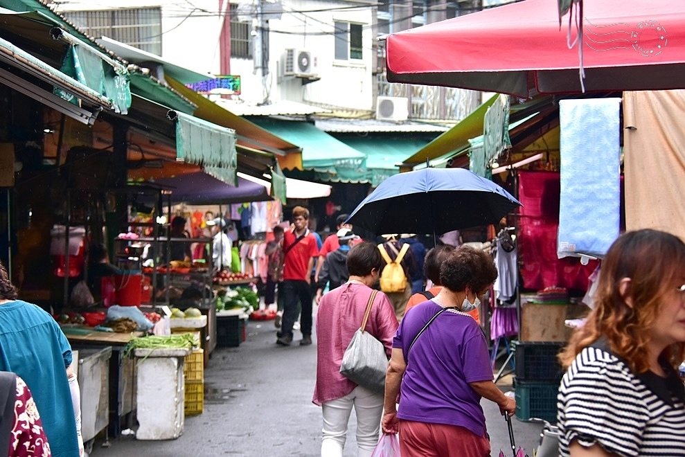 苗栗南苗市場必吃水晶餃!大妹餛飩肉圓水晶餃、乾餛飩,銅板價客家美食。