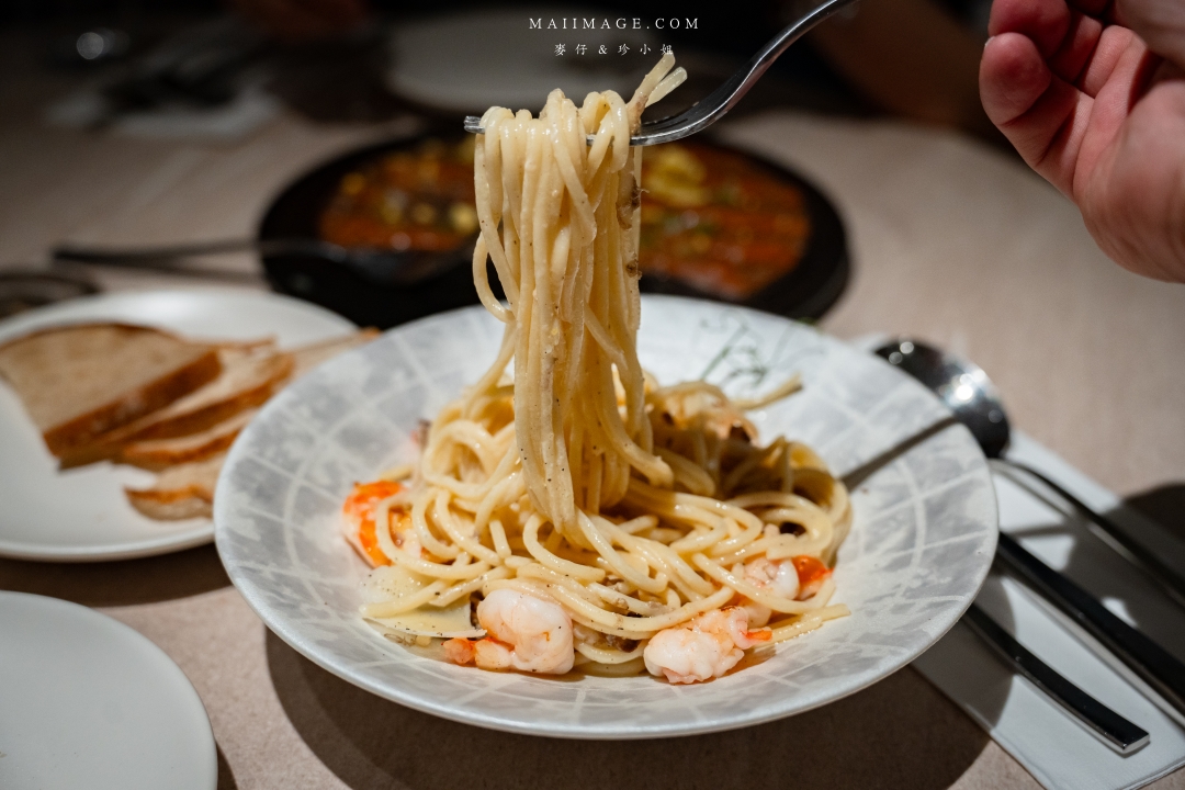 台北小巨蛋美食！ORIGEN純正西班牙餐廳正宗Tapas，米其林二星兄弟店推薦。