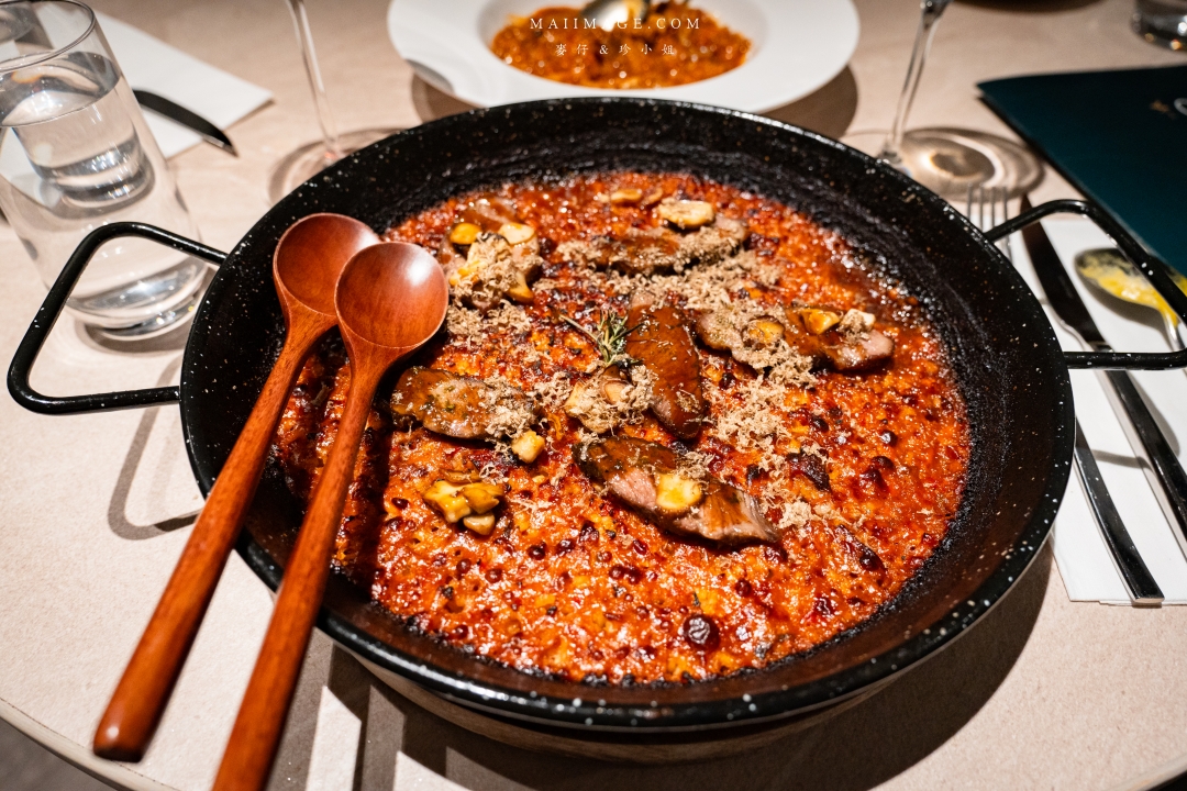 台北小巨蛋美食！ORIGEN純正西班牙餐廳正宗Tapas，米其林二星兄弟店推薦。