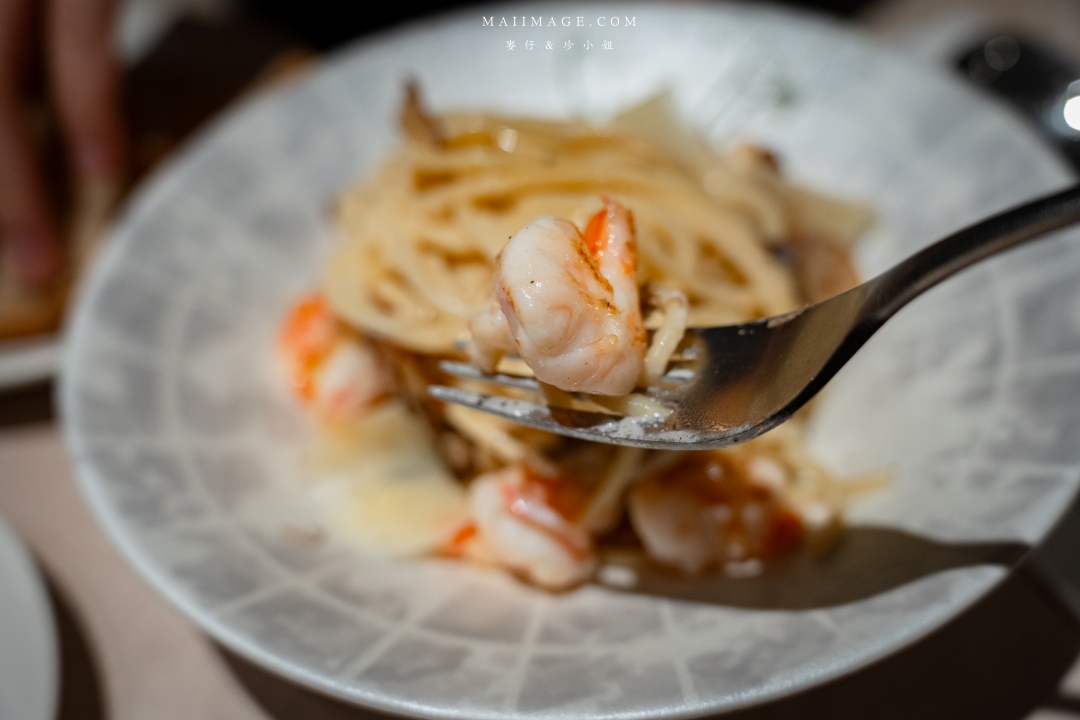 台北小巨蛋美食！ORIGEN純正西班牙餐廳正宗Tapas，米其林二星兄弟店推薦。