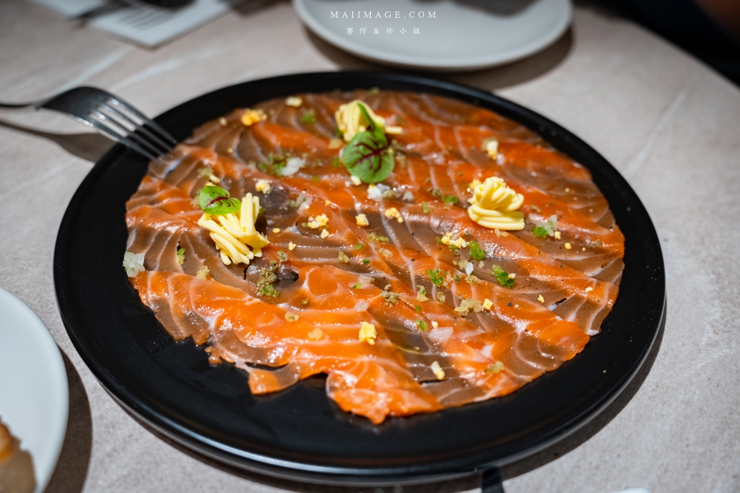 台北小巨蛋美食！ORIGEN純正西班牙餐廳正宗Tapas，米其林二星兄弟店推薦。