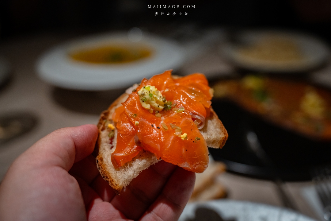 台北小巨蛋美食！ORIGEN純正西班牙餐廳正宗Tapas，米其林二星兄弟店推薦。