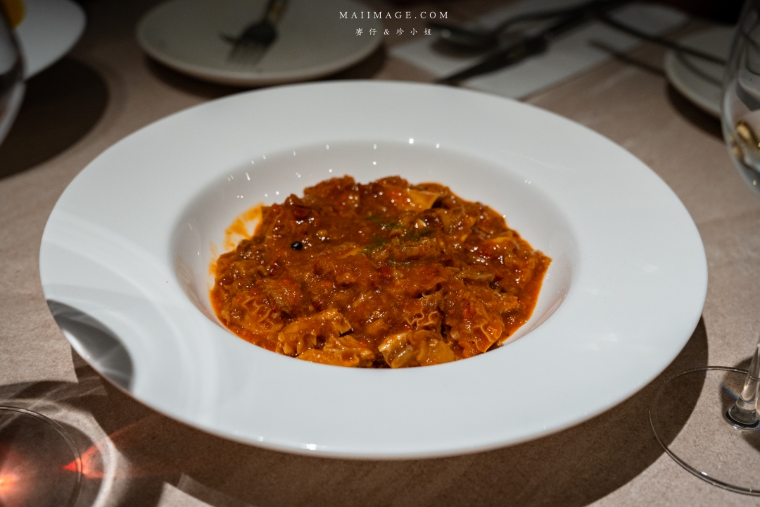 台北小巨蛋美食！ORIGEN純正西班牙餐廳正宗Tapas，米其林二星兄弟店推薦。