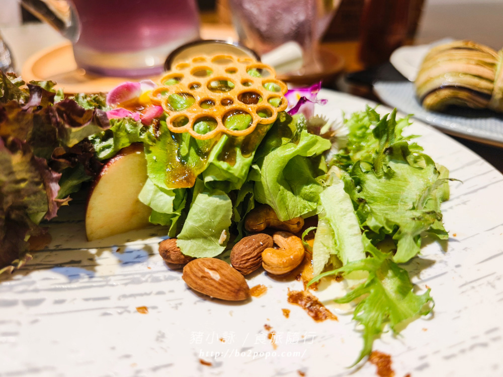 高雄岡山Wowの店貓頭鷹咖啡廳!必吃招牌法式緞帶可頌,北歐風情優雅午茶體驗。