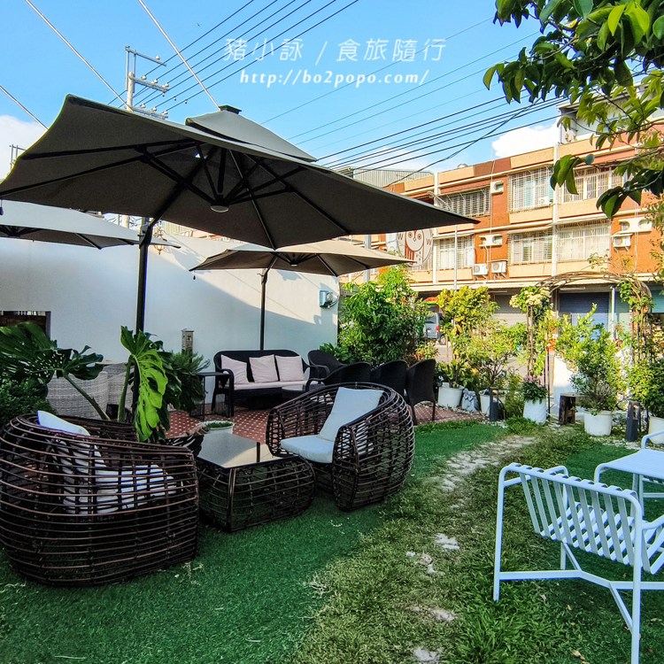 高雄岡山Wowの店貓頭鷹咖啡廳!必吃招牌法式緞帶可頌,北歐風情優雅午茶體驗。