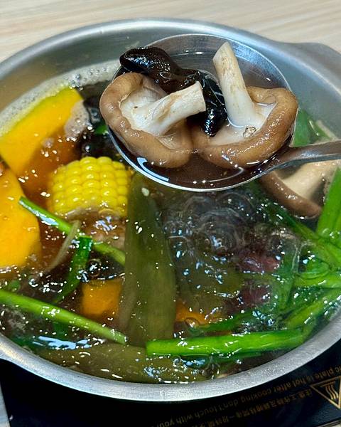 LINE_ALBUM_春日_250925_37 LINE_ALBUM_春日_250925_37