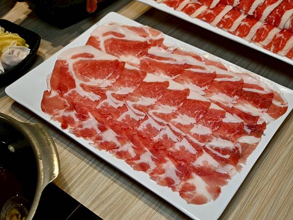 LINE_ALBUM_春日_250925_93 LINE_ALBUM_春日_250925_93