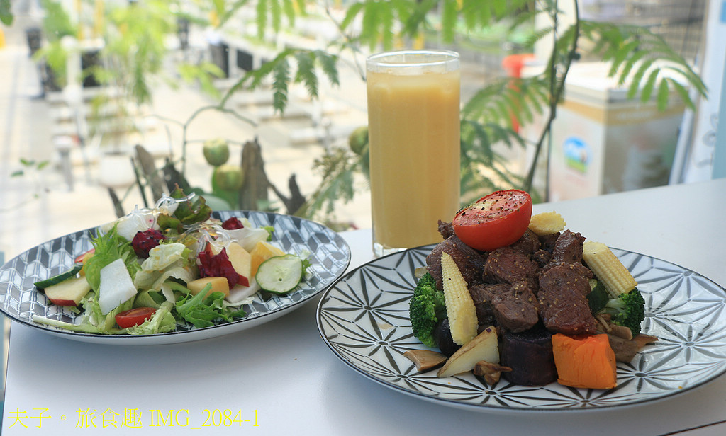 萬客來水耕蔬菜微型智慧農場 自種水耕蔬菜 新鮮直送上桌