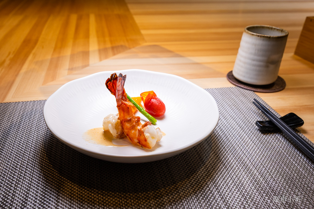 桃園大園青埔美食推薦-海童鐵板料亭，嚴選的食材遇上身懷絕技的主廚，一道道美味的鐵板料理讓人心滿意足。 @圍事小哥的幸福相框