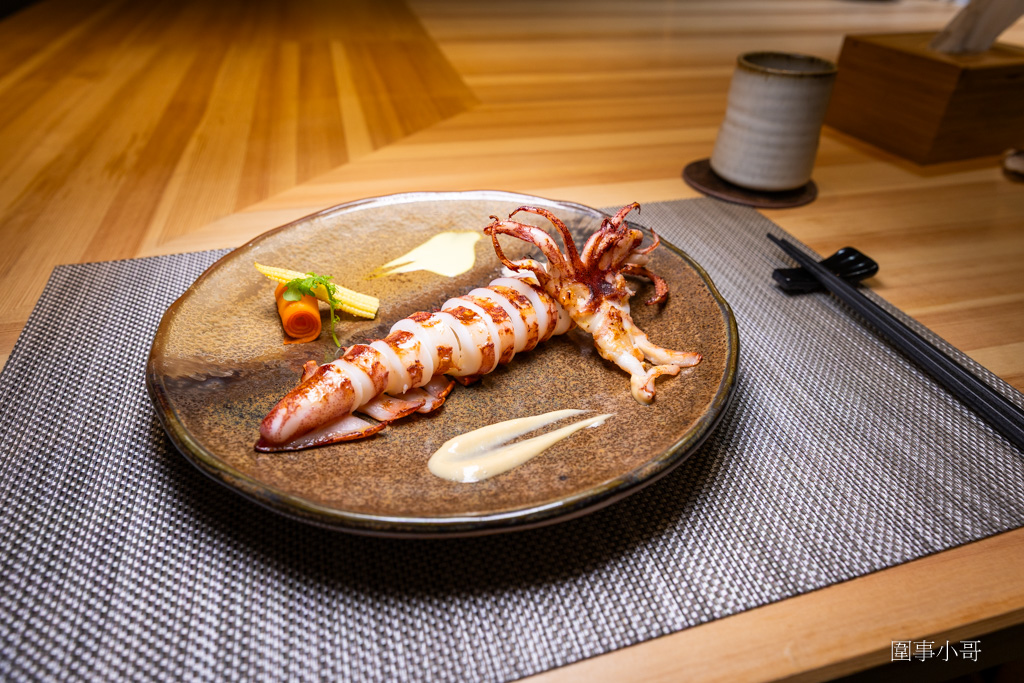 桃園大園青埔美食推薦-海童鐵板料亭，嚴選的食材遇上身懷絕技的主廚，一道道美味的鐵板料理讓人心滿意足。 @圍事小哥的幸福相框