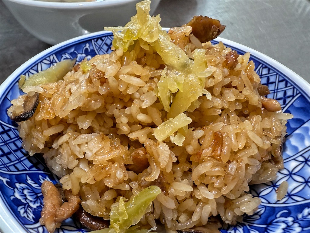 松柏坑油飯 | 南投名間早午餐，松柏嶺受天宮銅板美食小吃，來松柏嶺不能錯過的古早味油飯，自製油飯醬很加分 @果果愛Fruitlove