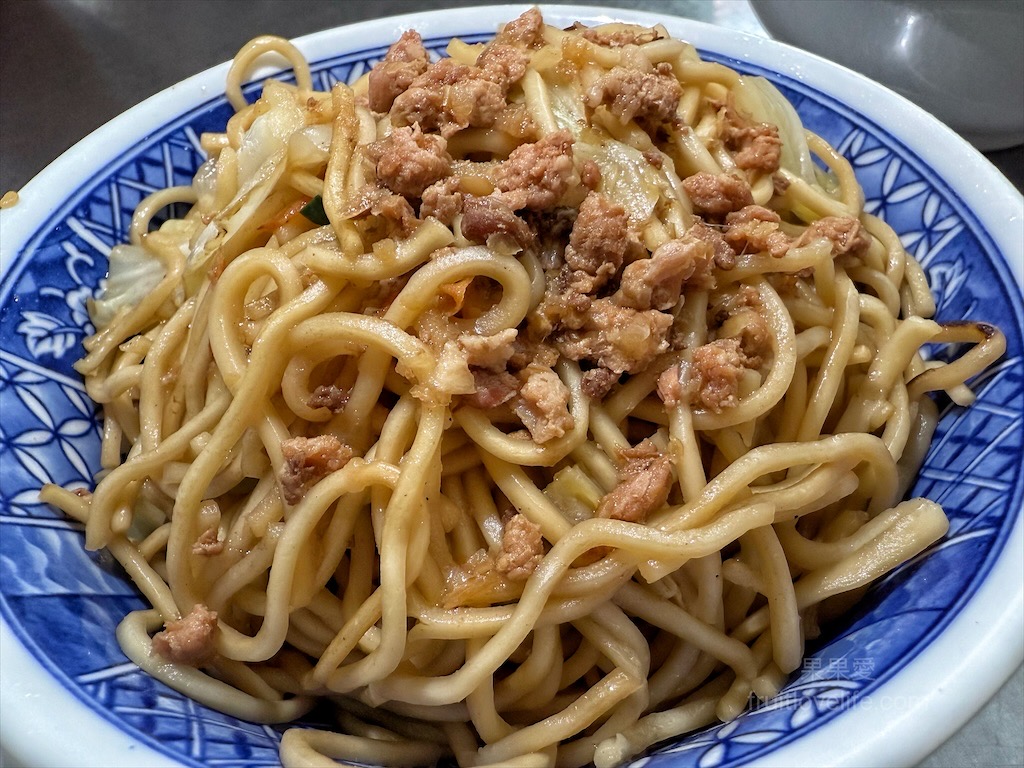 松柏坑油飯 | 南投名間早午餐，松柏嶺受天宮銅板美食小吃，來松柏嶺不能錯過的古早味油飯，自製油飯醬很加分 @果果愛Fruitlove