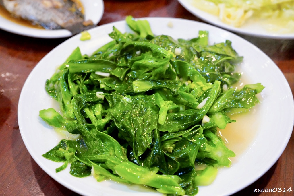 坪林在地美食推薦｜甲鼎茶莊古早味小吃，茶油入菜的家常好味道!