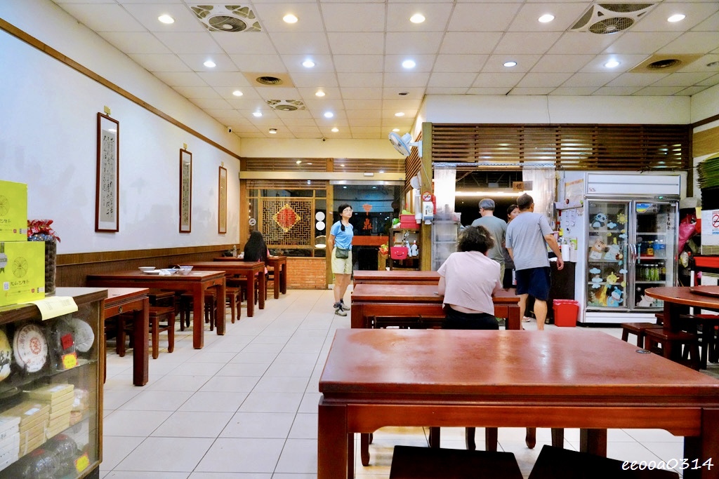 坪林在地美食推薦｜甲鼎茶莊古早味小吃，茶油入菜的家常好味道!