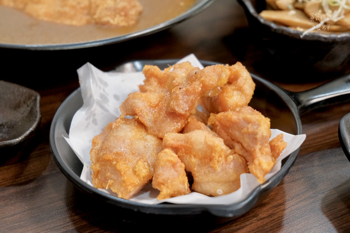 台中北屯|新店面登場!充滿職人精神的日式拉麵!超厚豬排咖哩飯超滿足|初霧拉麵