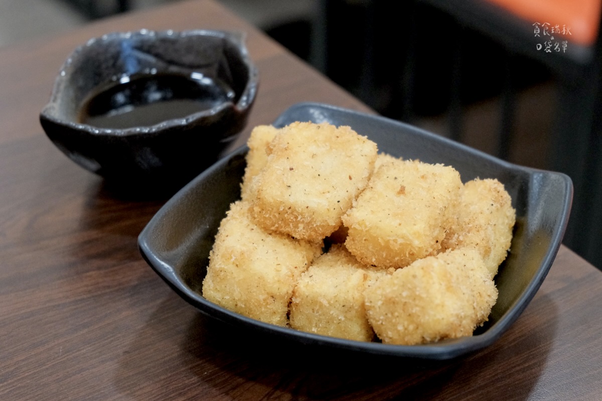 台中北屯|新店面登場!充滿職人精神的日式拉麵!超厚豬排咖哩飯超滿足|初霧拉麵