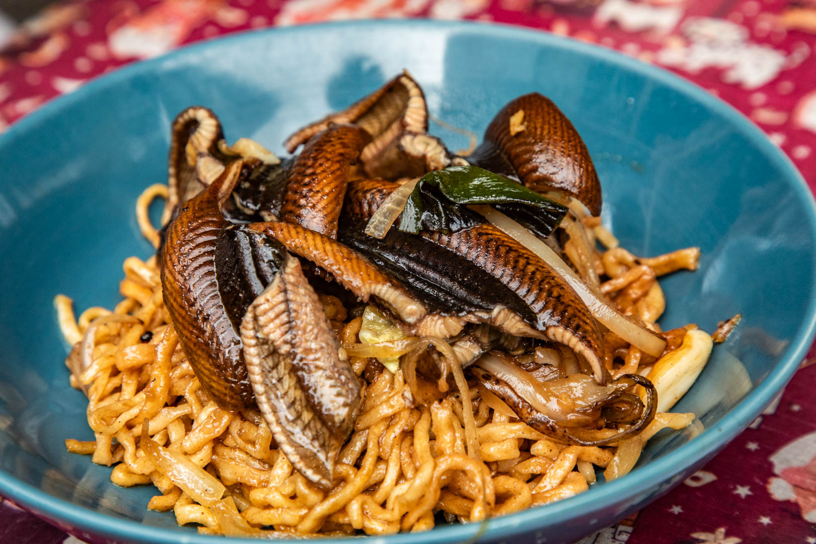 台南國華街美食推薦！福昇小食鱔魚意麵大火快炒，乾炒鱔魚意麵鍋氣十足。