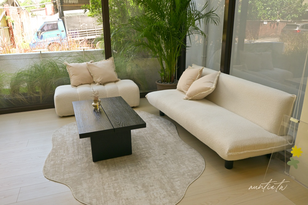 新竹咖啡廳加一！hsïa夏咖啡純白韓系咖啡廳IG爆紅，療癒雲朵開心果舒芙蕾。