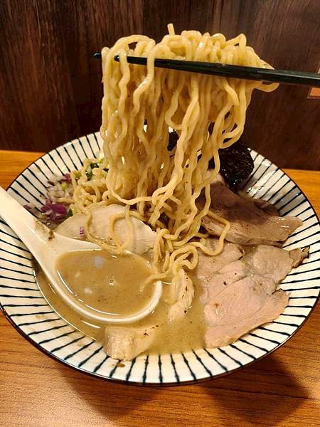 LINE_ALBUM_胡椒雞胸是蒜味拉麵_251002_53.jpg LINE_ALBUM_胡椒雞胸是蒜味拉麵_251002_53.jpg