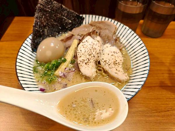 LINE_ALBUM_胡椒雞胸是蒜味拉麵_251002_39.jpg LINE_ALBUM_胡椒雞胸是蒜味拉麵_251002_39.jpg