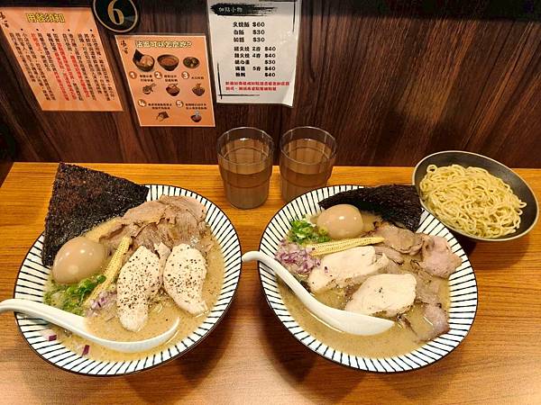 台北內湖737商圈美食拉麵推薦-捷運港墘站【湯一筋拉麵】湯濃 台北內湖737商圈美食拉麵推薦-捷運港墘站【湯一筋拉麵】湯濃