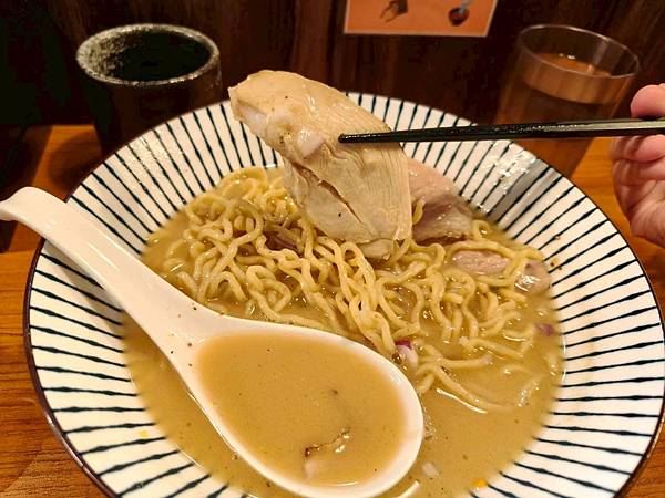 LINE_ALBUM_胡椒雞胸是蒜味拉麵_251002_77.jpg LINE_ALBUM_胡椒雞胸是蒜味拉麵_251002_77.jpg