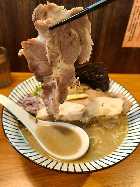 LINE_ALBUM_胡椒雞胸是蒜味拉麵_251002_33.jpg LINE_ALBUM_胡椒雞胸是蒜味拉麵_251002_33.jpg