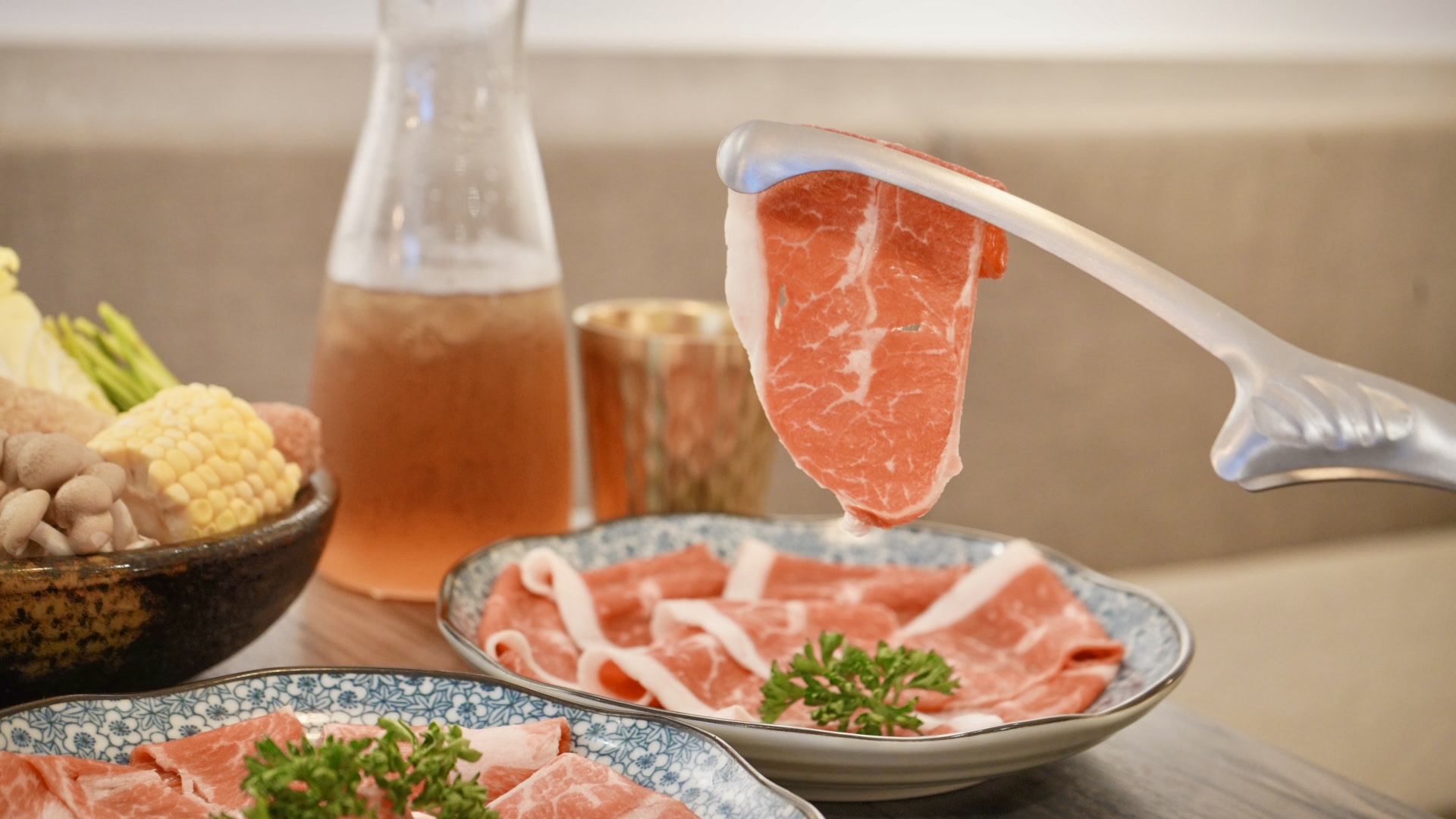 台北市大安區師大美食地圖更新，芋頭控必吃九四火鍋芋頭排骨鍋，捷運台電大樓站高CP值雙人套餐只要699元