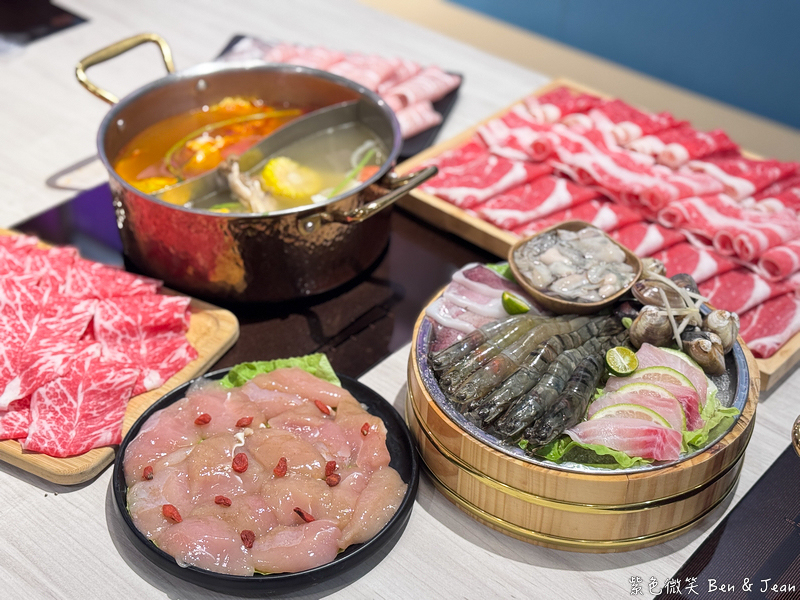 宜蘭羅東火鍋必吃推薦!伊熹鍋物超萌貓咪陪吃超療癒,蔬菜自助吧吃到飽。