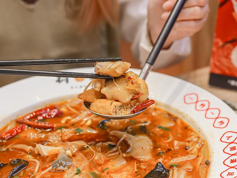 新竹酸菜魚推薦,村椒功夫酸菜魚,老罈基底溫和微酸不咬舌