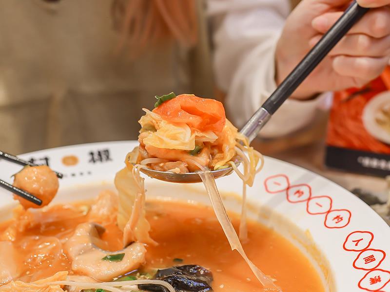 新竹酸菜魚推薦,村椒功夫酸菜魚,老罈基底溫和微酸不咬舌