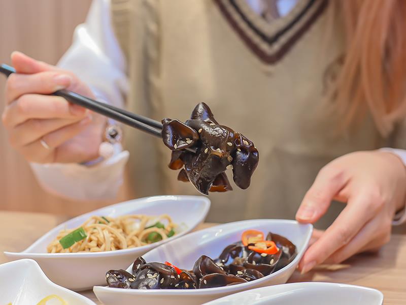 新竹酸菜魚推薦,村椒功夫酸菜魚,老罈基底溫和微酸不咬舌