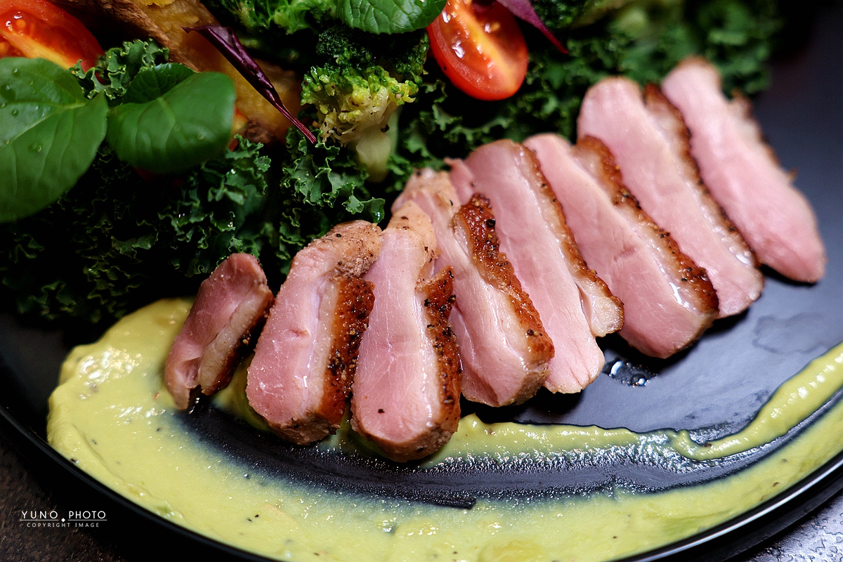 台中東區老宅咖啡廳入厝，重新定義早午餐、餐酒館文化與用餐體驗