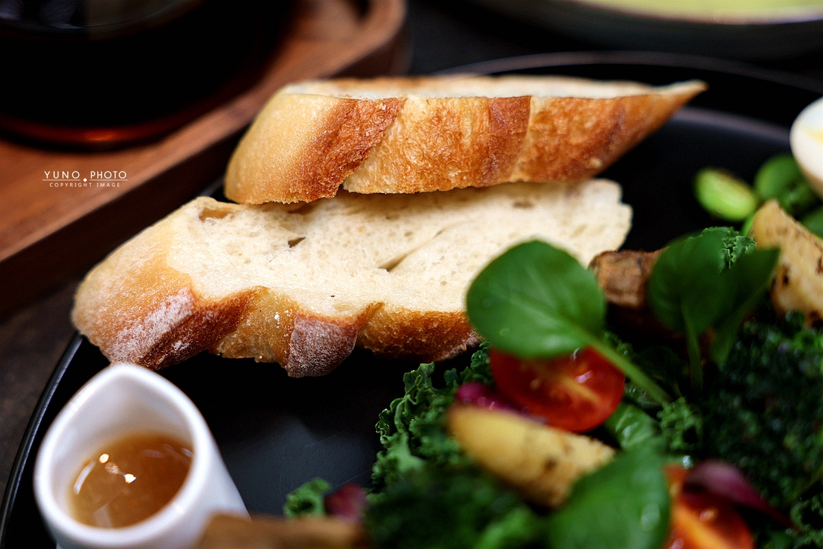 台中東區老宅咖啡廳入厝，重新定義早午餐、餐酒館文化與用餐體驗