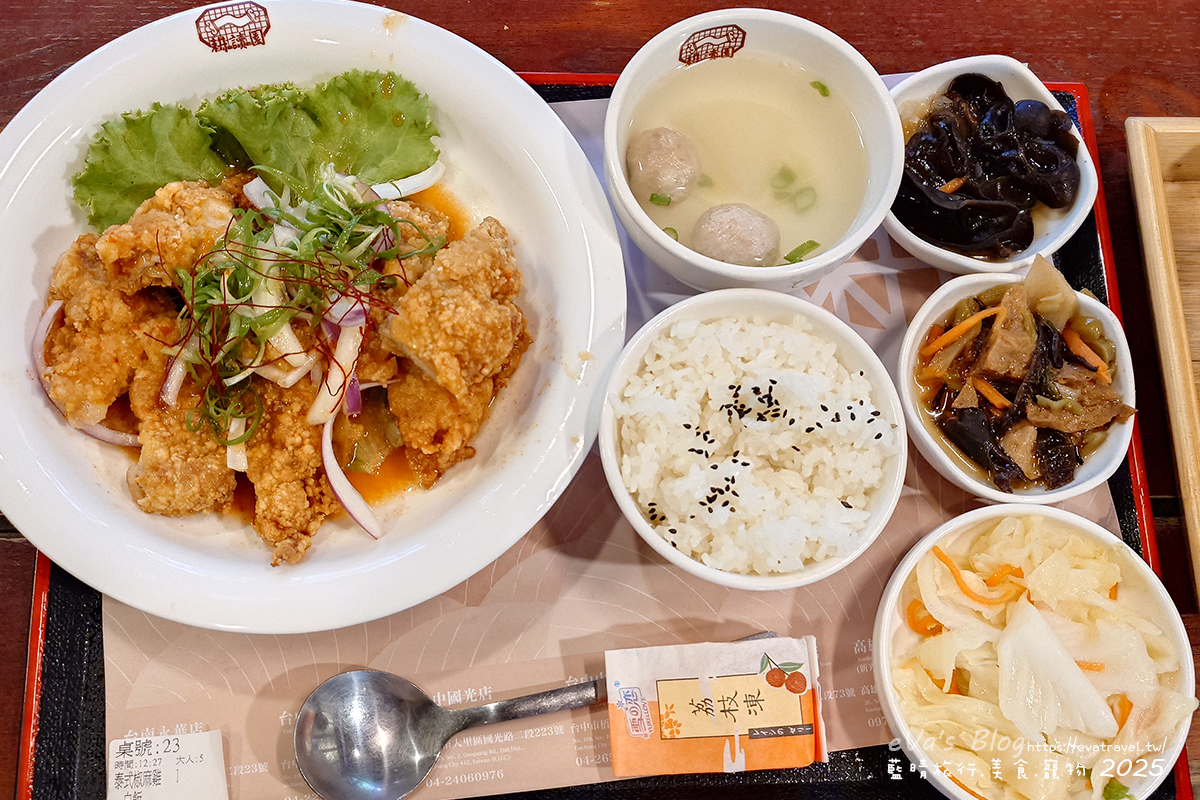 台中市【台中茶餐廳】耕讀園市政店｜古色古香江南建築，老字號茶餐廳品茶聚餐好去處。台中下午茶