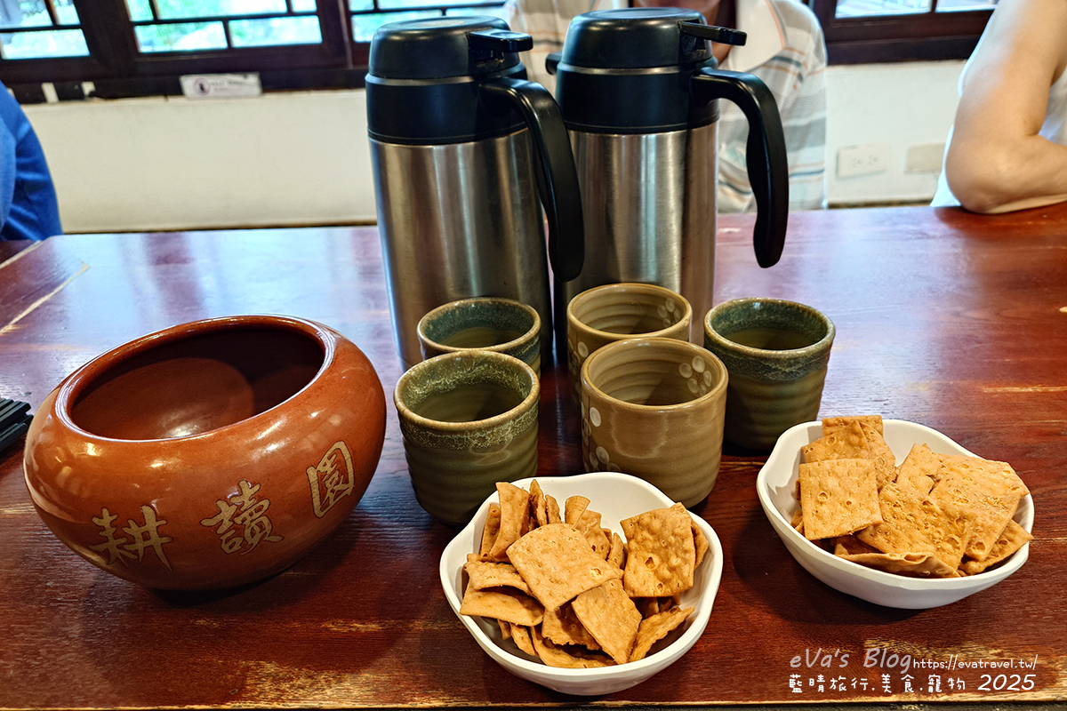 台中市【台中茶餐廳】耕讀園市政店｜古色古香江南建築，老字號茶餐廳品茶聚餐好去處。台中下午茶
