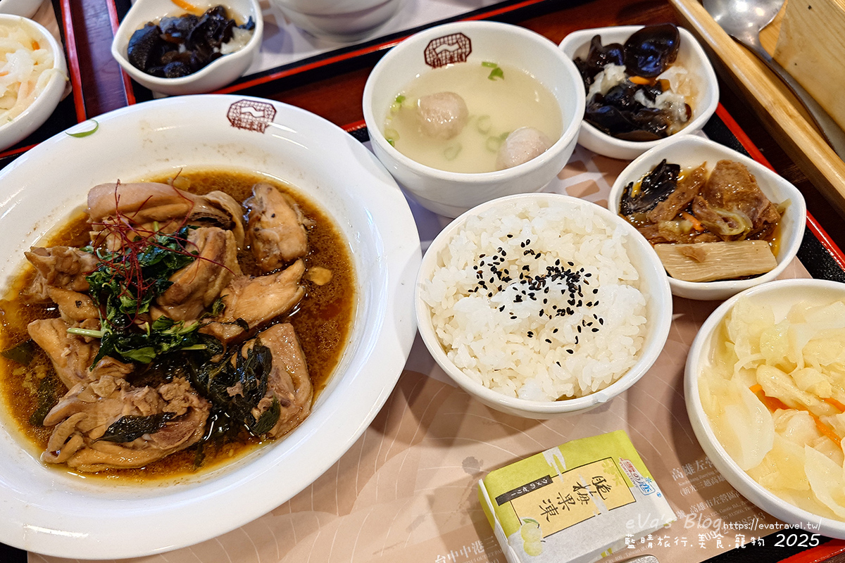 台中市【台中茶餐廳】耕讀園市政店｜古色古香江南建築，老字號茶餐廳品茶聚餐好去處。台中下午茶