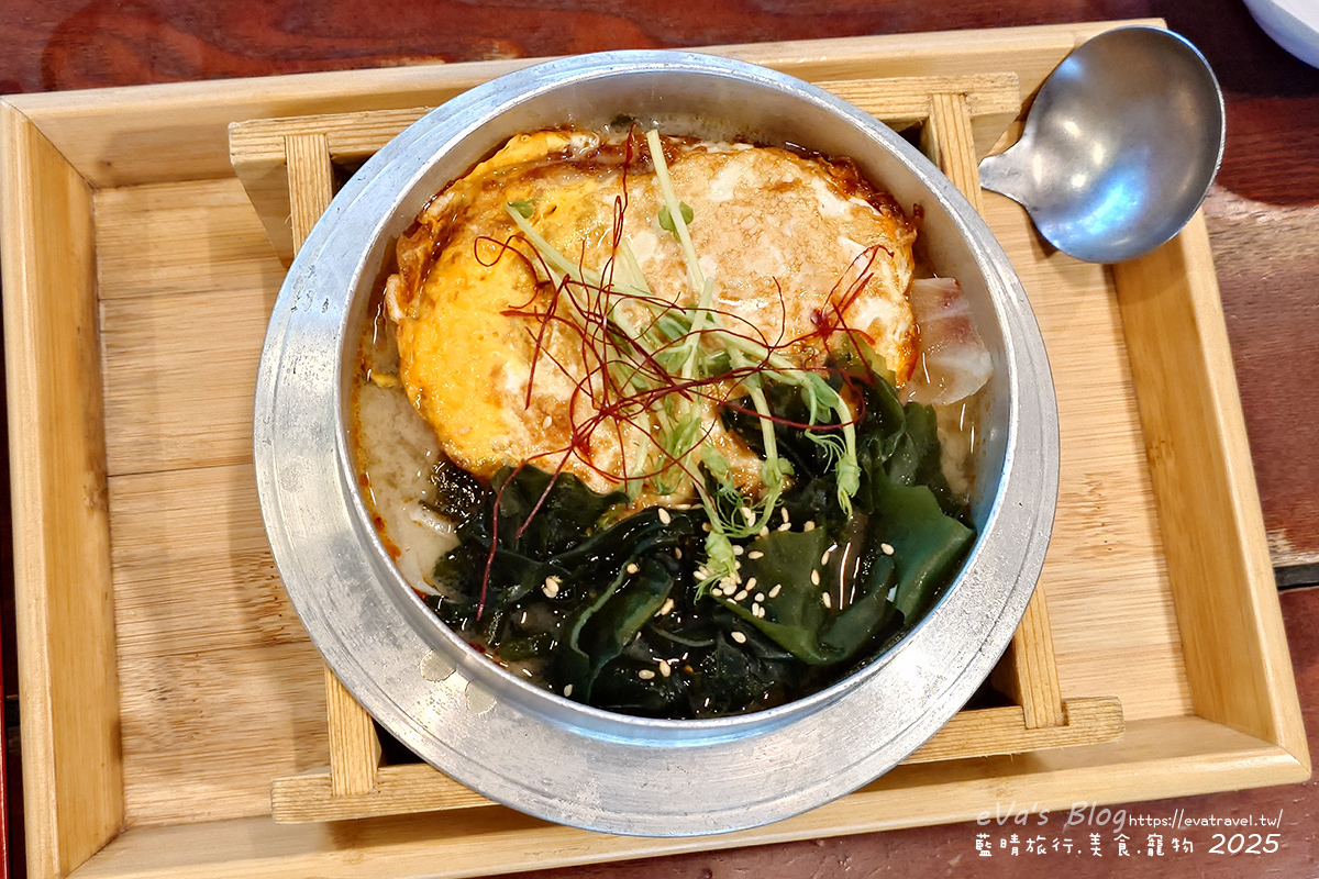 台中市【台中茶餐廳】耕讀園市政店｜古色古香江南建築，老字號茶餐廳品茶聚餐好去處。台中下午茶