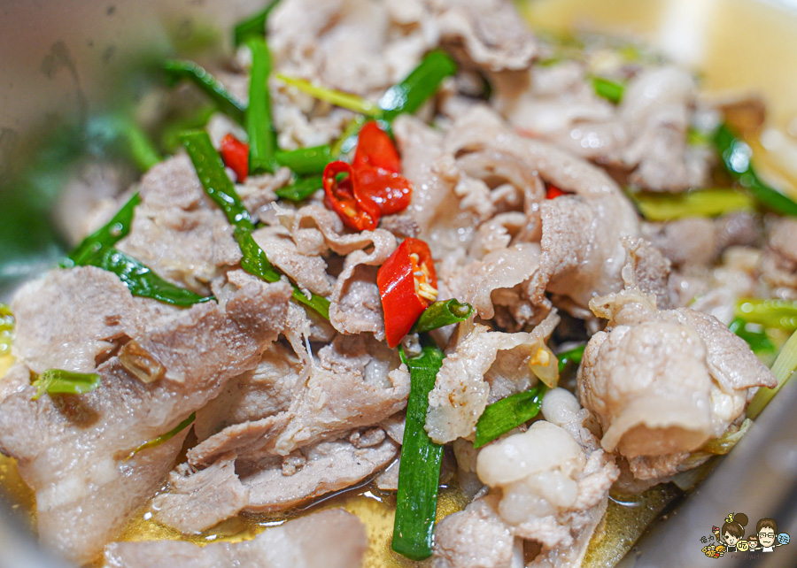 高雄最超值的得閒小聚 鍋來轉 鍋物湯品，旋轉鍋物 + 熟食熱炒 無限放題350元起 X 旋轉鍋物推薦 - 跟著尼力吃喝玩樂＆親子生活