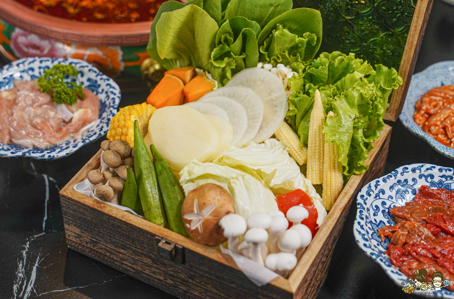 全台首間太古里成都串串麻辣鍋,道地成都風味、唐文化沈浸式空間體驗 X 穿越唐朝吃火鍋、麻辣與唐文化的交融 - 跟著尼力吃喝玩樂&親子生活