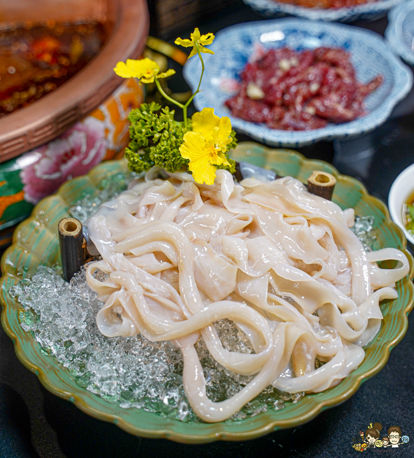 全台首間太古里成都串串麻辣鍋,道地成都風味、唐文化沈浸式空間體驗 X 穿越唐朝吃火鍋、麻辣與唐文化的交融 - 跟著尼力吃喝玩樂&親子生活