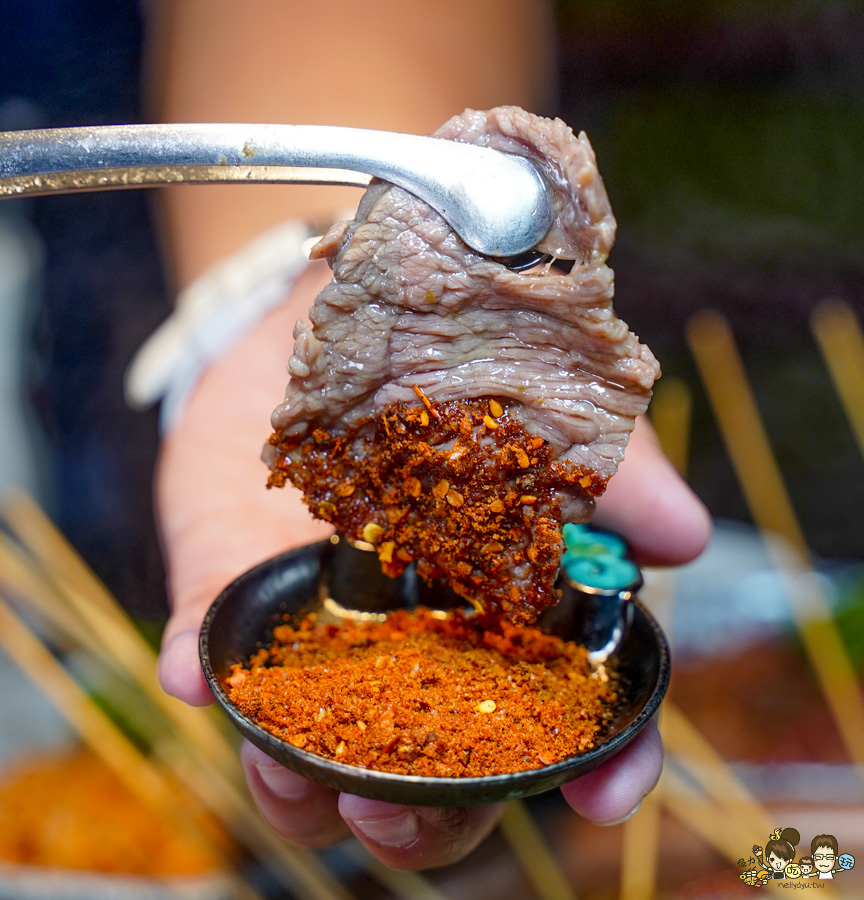 全台首間太古里成都串串麻辣鍋,道地成都風味、唐文化沈浸式空間體驗 X 穿越唐朝吃火鍋、麻辣與唐文化的交融 - 跟著尼力吃喝玩樂&親子生活