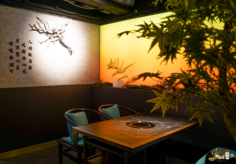 全台首間太古里成都串串麻辣鍋,道地成都風味、唐文化沈浸式空間體驗 X 穿越唐朝吃火鍋、麻辣與唐文化的交融 - 跟著尼力吃喝玩樂&親子生活