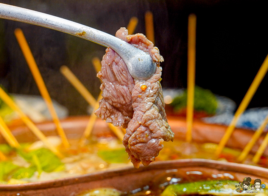 全台首間太古里成都串串麻辣鍋,道地成都風味、唐文化沈浸式空間體驗 X 穿越唐朝吃火鍋、麻辣與唐文化的交融 - 跟著尼力吃喝玩樂&親子生活